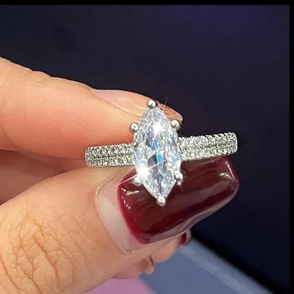 💍Sterling Silver Marquis Cut Solitaire Cz Diamond 3C TCW Ring - Picture 10 of 13